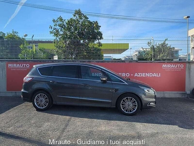 Usata Ford S-MAX S 150 CV (110 kW) 2018 Grigio scuro Monovolume