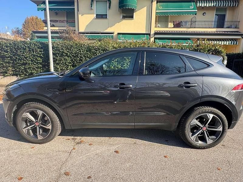 Usata Jaguar E-Pace R-Dynamic 163 CV (119 kW) 2021 Nero SUV