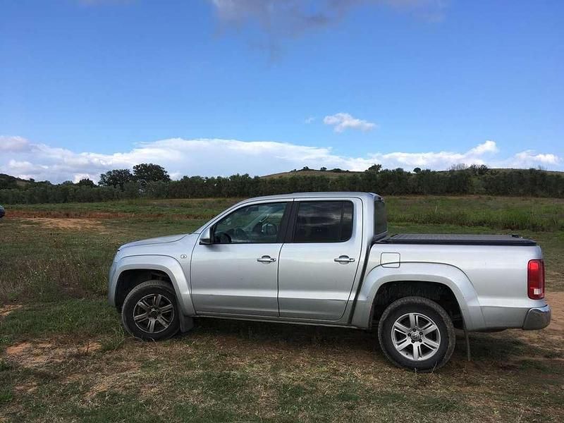 Usado VW Amarok Highline 163 CV (119 kW) 2012 Plateado Pickup/Camioneta