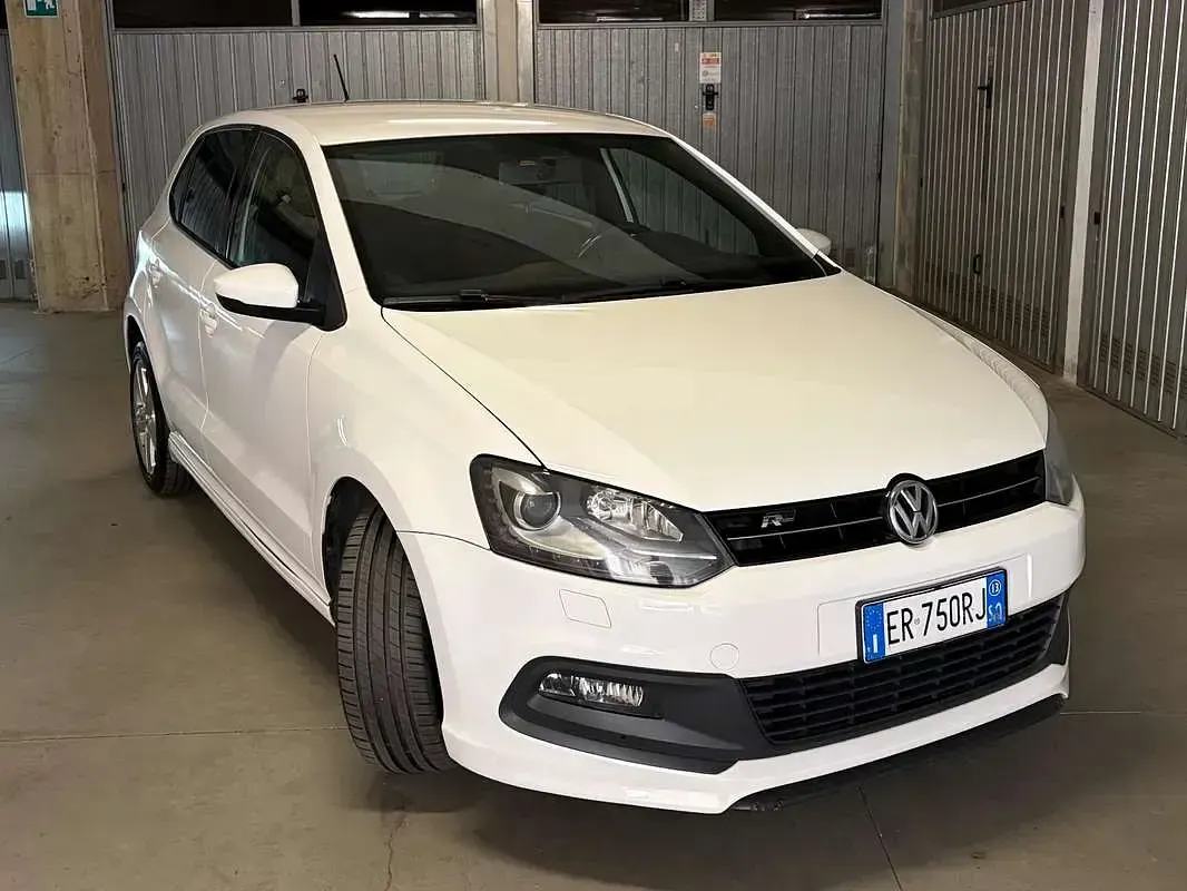 Usata VW Polo R-line 86 CV (63 kW) 2013 Bianco Utilitaria