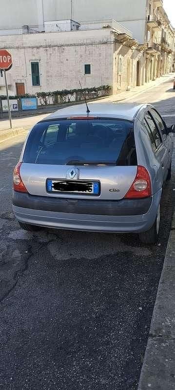 Usata Renault Clio II 58 CV (42 kW) 2004 Berlina