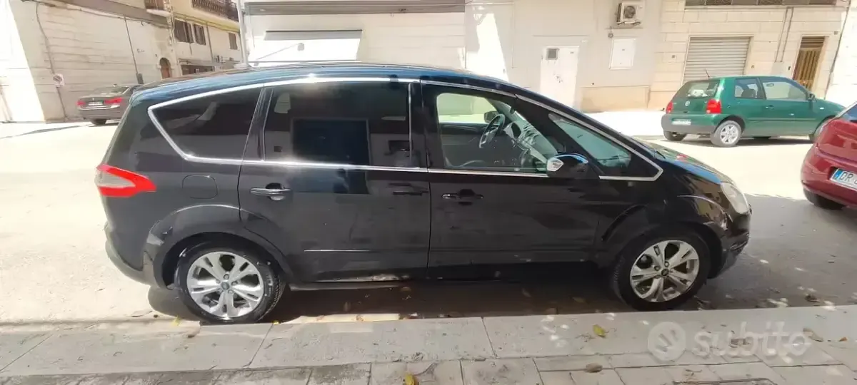 Usata Ford S-MAX Titanium 163 CV (119 kW) 2012 Nero Monovolume