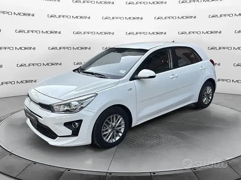 Usata Kia Rio Style 84 CV (61 kW) 2022 Other Berlina