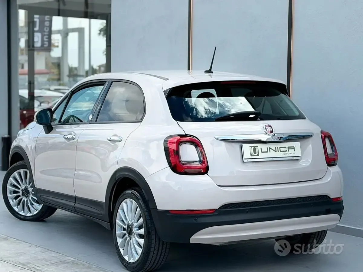 Usata Fiat 500X Lounge 140 CV (102 kW) 2015 Beige SUV