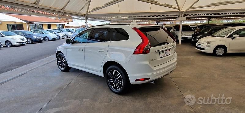 Usata Volvo XC60 R-Design 150 CV (110 kW) 2016 Bianco SUV