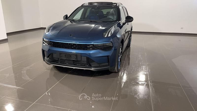 Blu Nuova 2026 Lynk & Co 01 SUV | 27.900 € (Buon prezzo) - Immagine 1/4