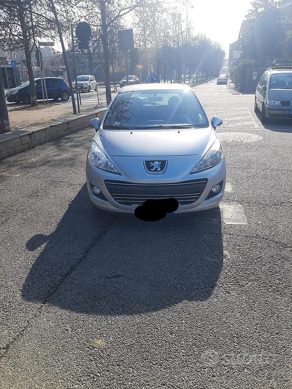Usata Peugeot 207 92 CV (67 kW) 2010 Grigio Berlina