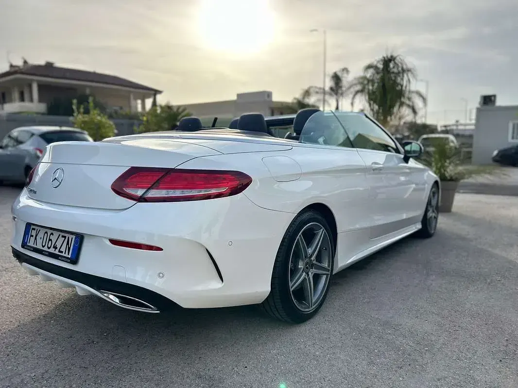 Usata Mercedes C220 Premium Plus 170 CV (125 kW) 2017 Bianco Cabrio
