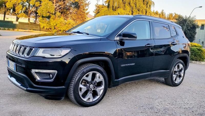 Usata Jeep Compass Limited 120 CV (88 kW) 2019 Nero SUV