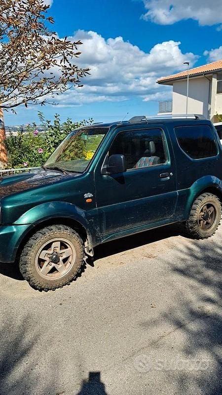 Usata Suzuki Jimny 90 CV (66 kW) 2005 Verde SUV