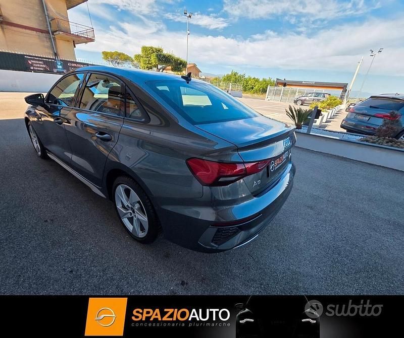 Usata Audi A3 S-Line 150 CV (110 kW) 2022 Grigio Berlina