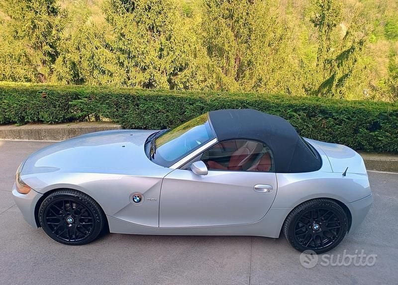 Usata BMW Z4 170 CV (125 kW) 2005 Grigio Cabrio
