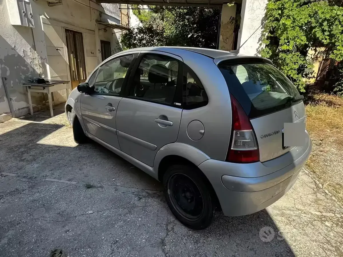 Usata Citroën C3 68 CV (50 kW) 2007 Grigio Berlina