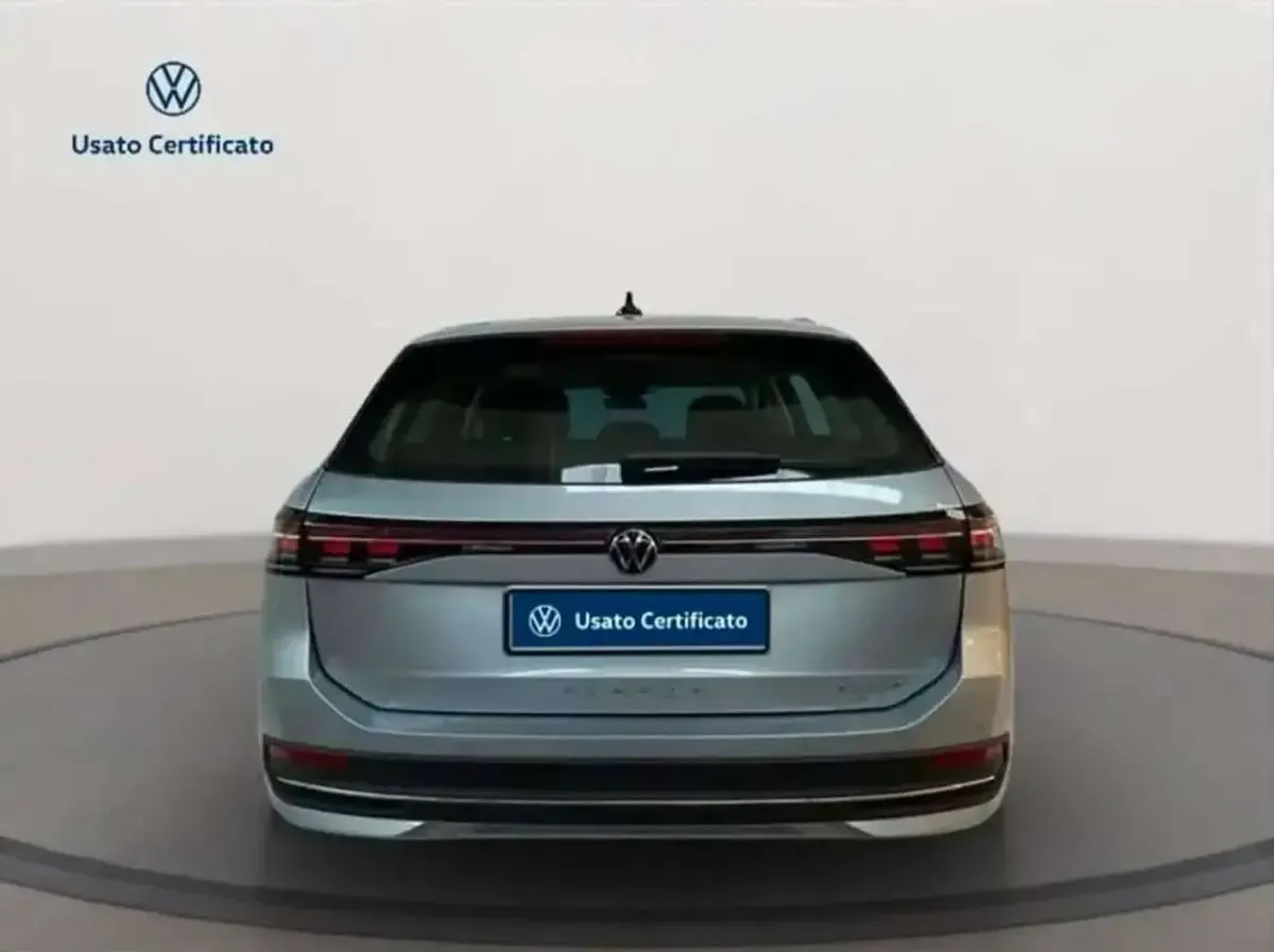 Nuova VW Passat Business 204 CV (150 kW) 2026 Grigio Station wagon