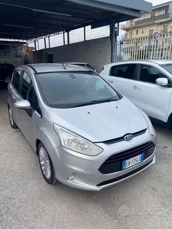 Usata Ford B-MAX 95 CV (69 kW) 2012 Grigio Monovolume