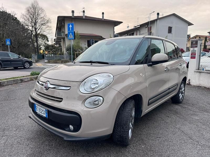 Usata Fiat 500L Lounge 85 CV (62 kW) 2014 Beige Monovolume