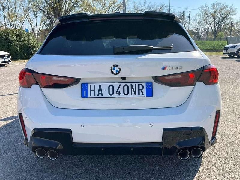 Usata BMW M5 300 CV (220 kW) 2025 Alpin white pastello Berlina