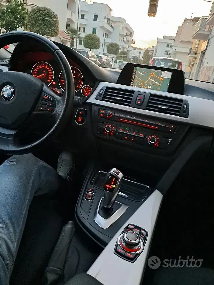 Usata BMW 318 143 CV (105 kW) 2013 Grigio Station wagon
