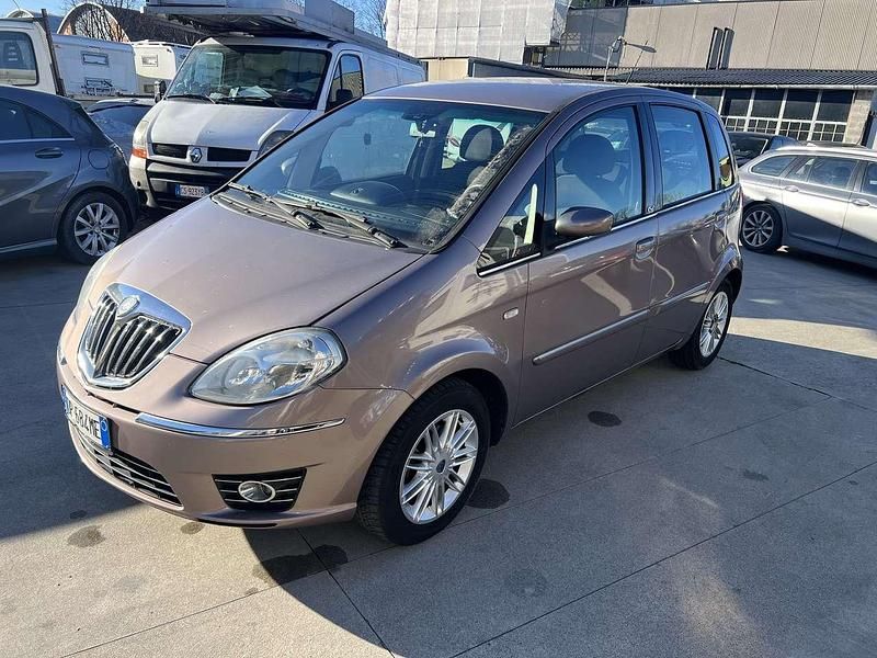 Usata Lancia Musa 95 CV (69 kW) 2008 Other Monovolume