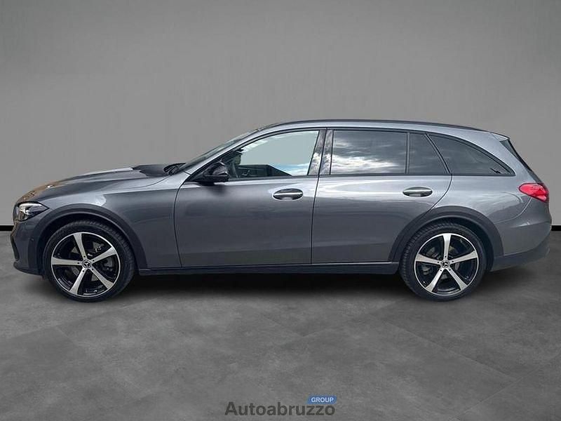 Usata Mercedes C220 Premium 200 CV (147 kW) 2023 Altro Station wagon