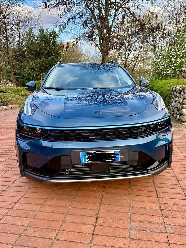 Usata Lynk & Co 01 179 CV (131 kW) 2022 Blu/azzurro SUV