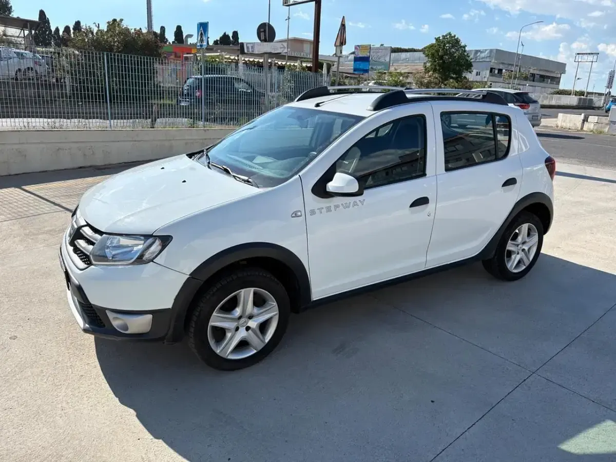 Usata Dacia Sandero Stepway 90 CV (66 kW) 2016 Bianco SUV
