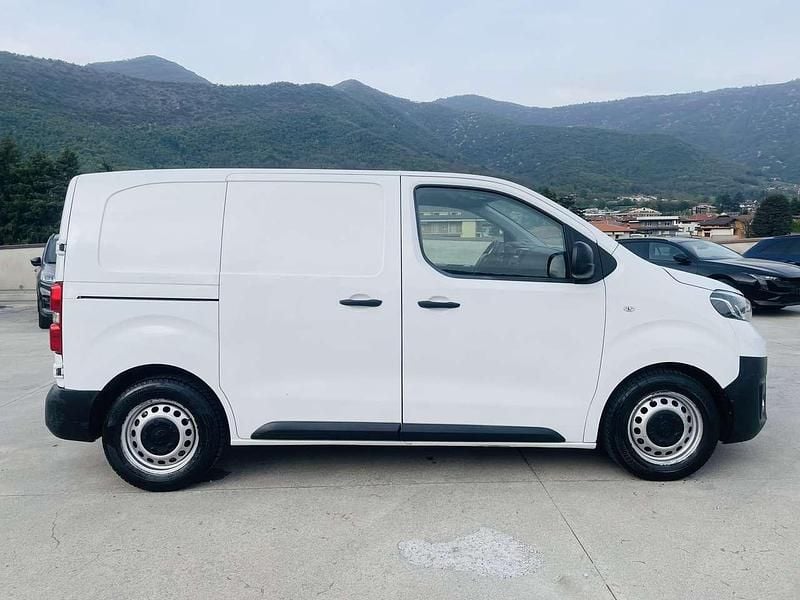 Usata Toyota Proace 116 CV (85 kW) 2017 Bianco Monovolume