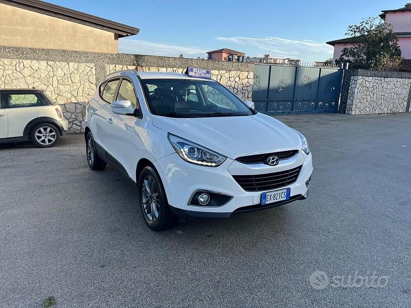 Bianco Usata 2014 Hyundai ix35 Comfort SUV | 6900 € (Buon prezzo) - Immagine 1/4