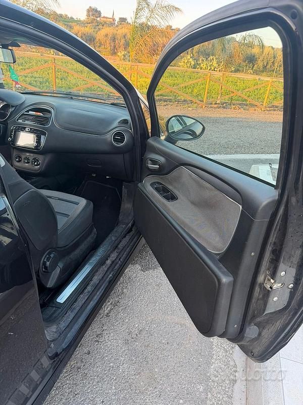 Usata Fiat Punto Evo 2010 Nero Utilitaria