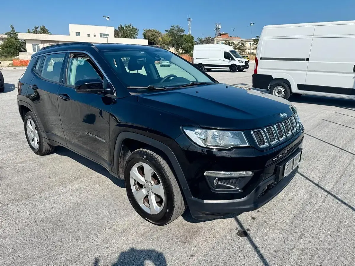 Usata Jeep Compass Longitude 140 CV (102 kW) 2018 Nero SUV