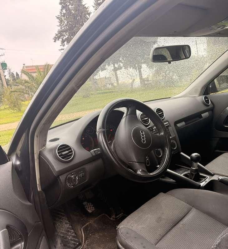Usata Audi A3 Ambition 131 CV (96 kW) 2003 Utilitaria