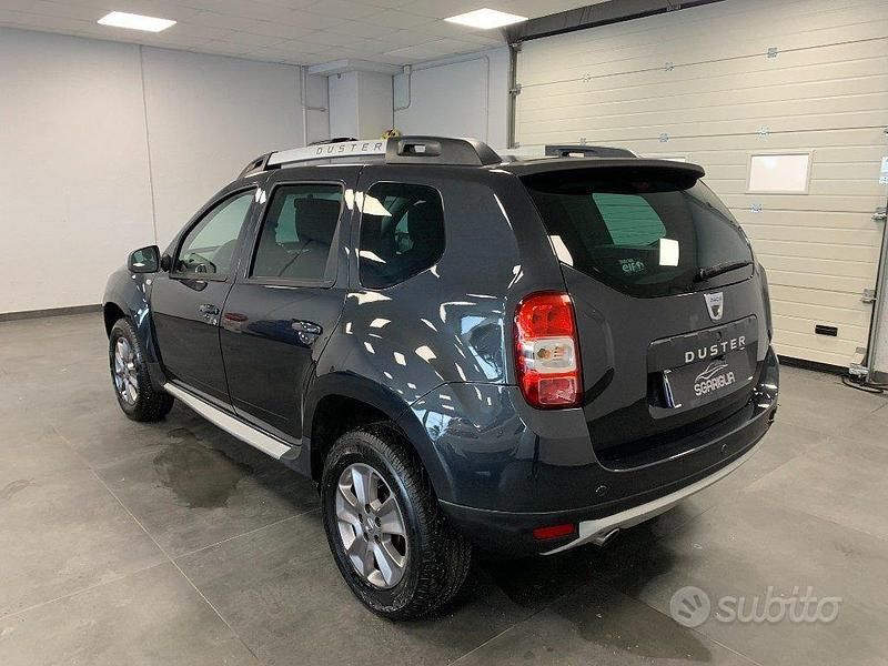 Usata Dacia Duster Prestige 110 CV (80 kW) 2015 Grigio SUV