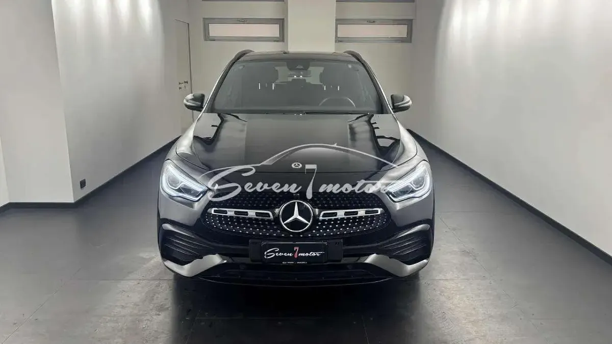 Usata Mercedes GLA250 Premium 160 CV (117 kW) 2021 Nero SUV