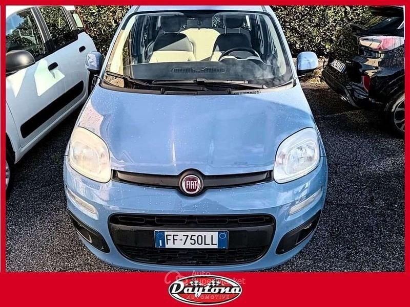 Usata Fiat Panda Easy 95 CV (69 kW) 2016 Azzurro Utilitaria