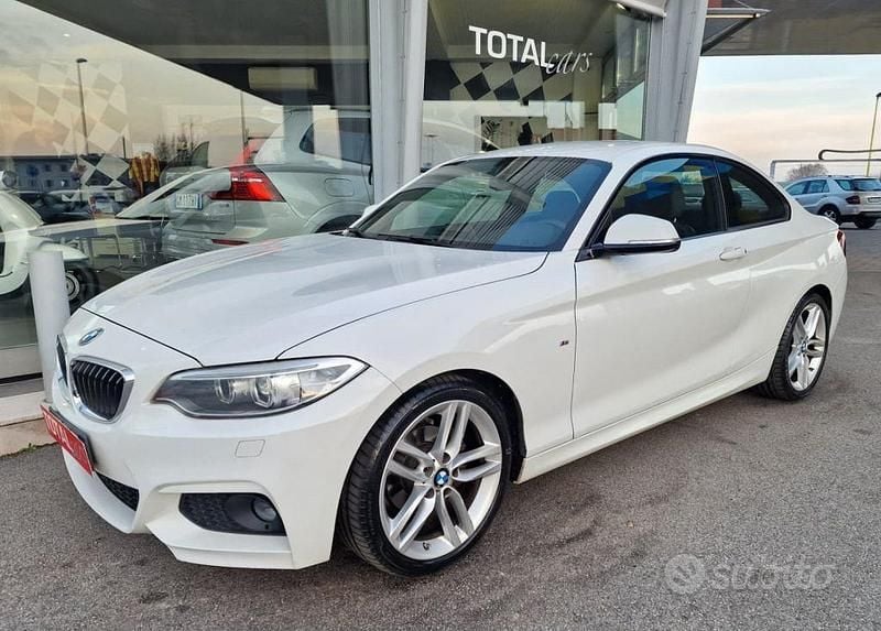 Usata BMW 218 M Sport 143 CV (105 kW) 2016 Bianco pastello Coupé