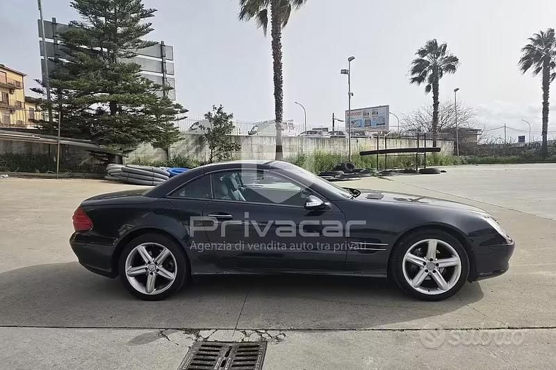 Usata Mercedes SL350 245 CV (180 kW) 2003 Blu Cabrio