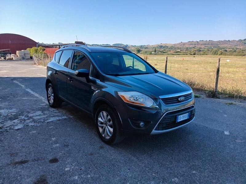 Usata Ford Kuga Titanium 136 CV (100 kW) 2010 Grigio SUV