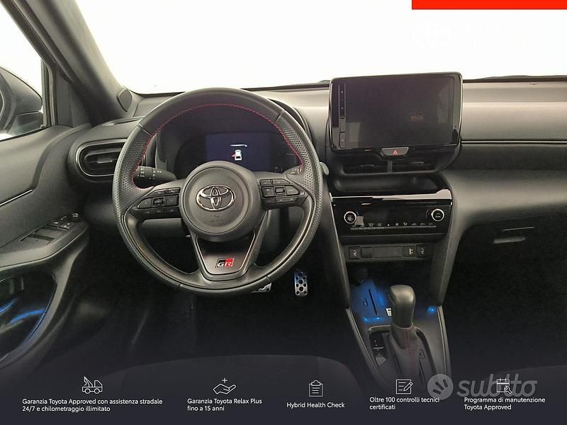 Usata Toyota Yaris Cross Sport 116 CV (85 kW) 2023 Grigio SUV