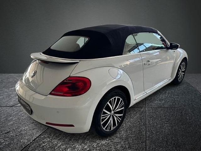 Usata VW Beetle Cabriolet Allstar 105 CV (77 kW) 2016 Bianco Cabrio