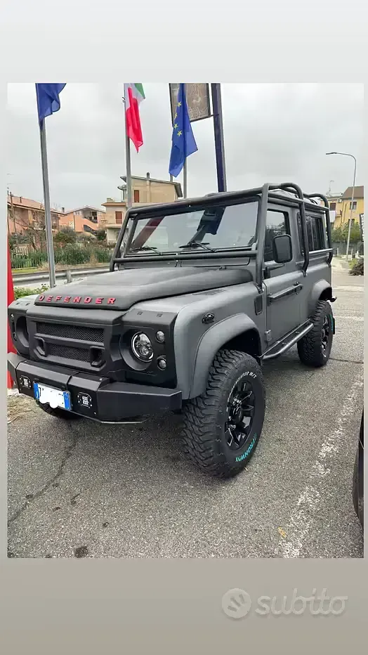 Usata Land Rover Defender 122 CV (89 kW) 2006 Station wagon