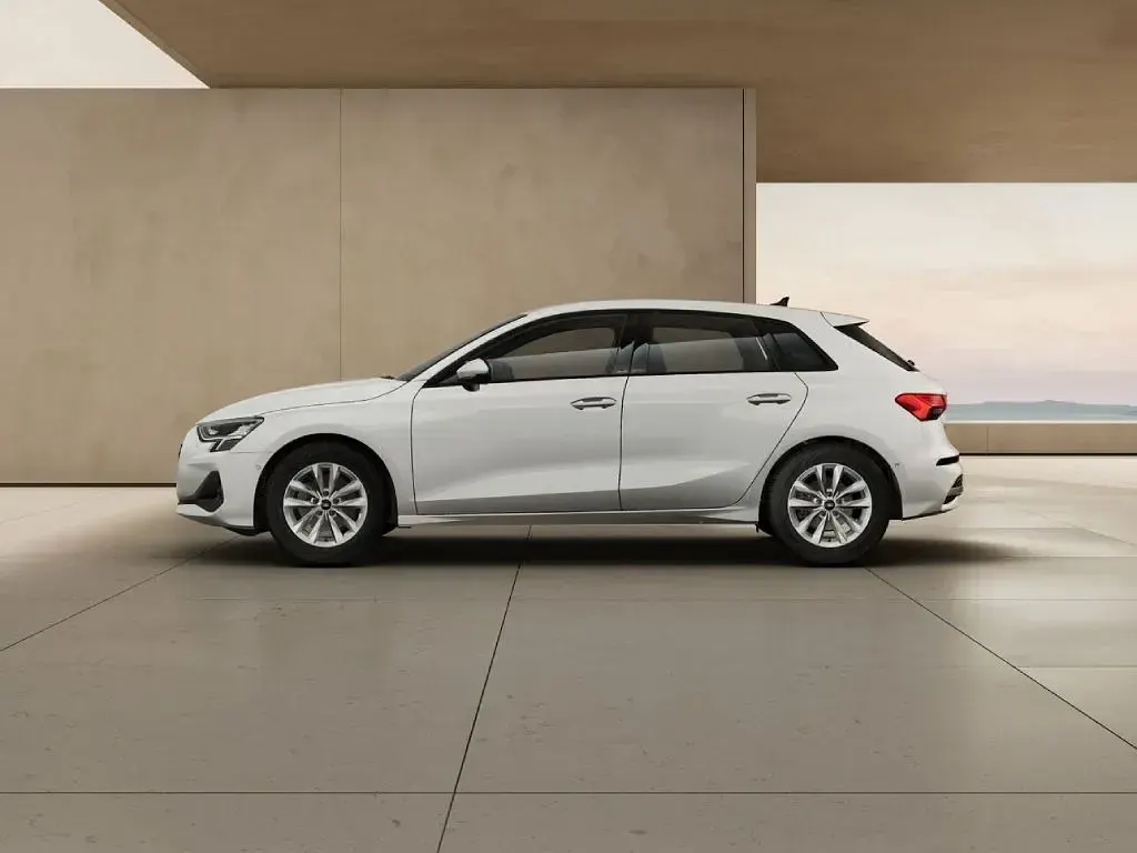 Nuova Audi A3 Business 150 CV (110 kW) 2026 Bianco arkona Berlina