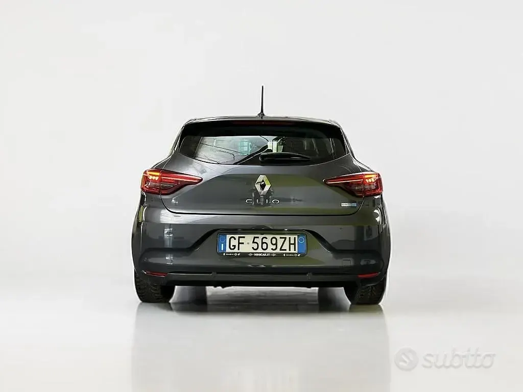 Usata Renault Clio V Zen 91 CV (66 kW) 2021 Berlina