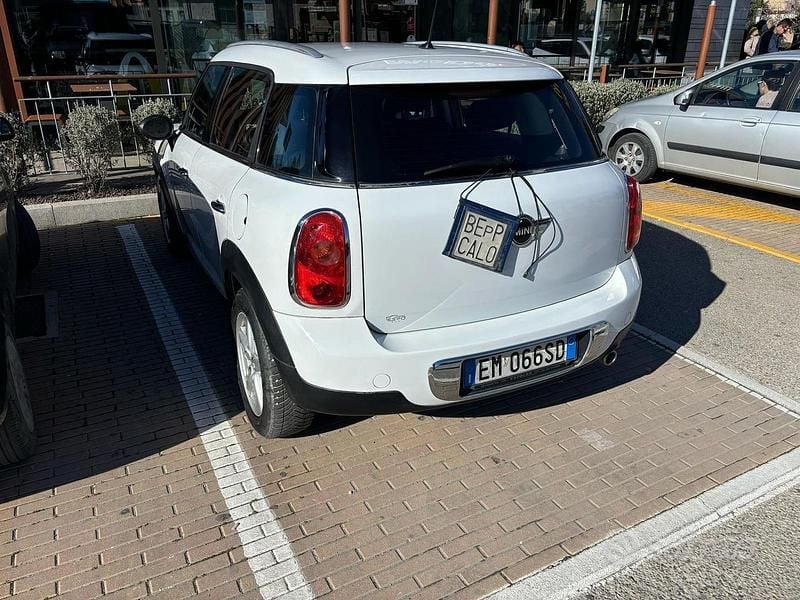 Begagnad Mini One D Countryman 90 HK (66 kW) 2012 Vit SUV