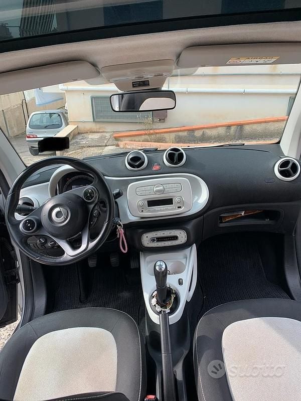 Usata Smart ForTwo Cabrio 71 CV (52 kW) 2016 Bianco Cabrio