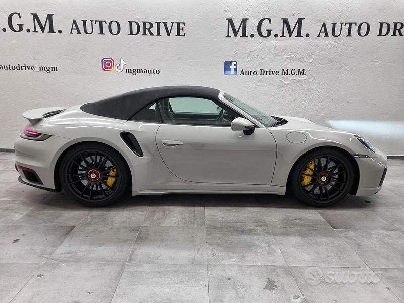 Usata Porsche 911 Turbo S Cabriolet 650 CV (478 kW) 2021 Grigio Cabrio