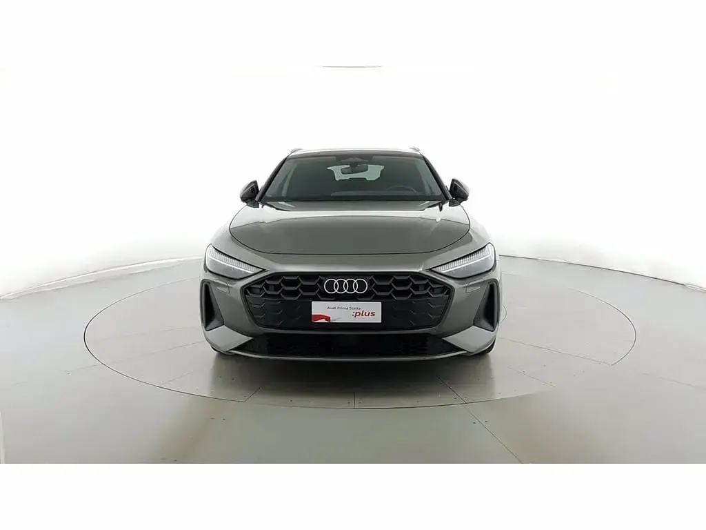 Usata Audi A5 Business 204 CV (150 kW) 2025 Grigio chronos metalizzato Station wagon