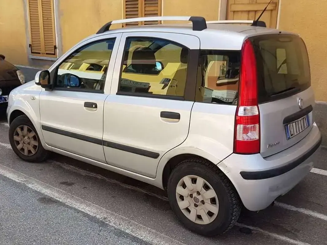 Usata Fiat Panda Dynamic 60 CV (44 kW) 2010 Argento Utilitaria