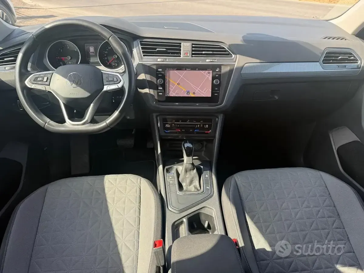 Usata VW Tiguan Life 150 CV (110 kW) 2021 Blu/azzurro SUV