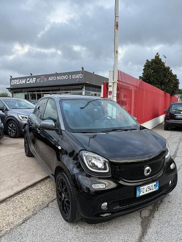 Usata Smart ForFour Passion 90 CV (66 kW) 2016 Nero Utilitaria