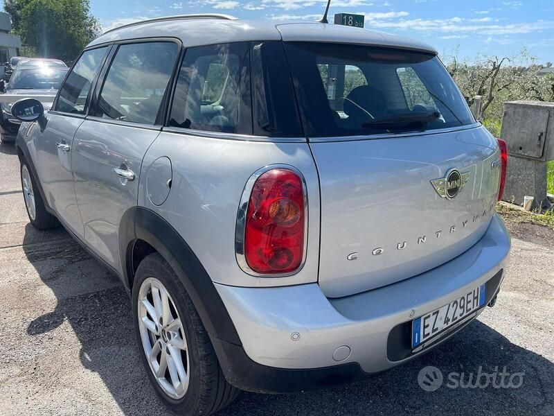 Usata Mini Countryman 111 CV (81 kW) 2015 Grigio SUV
